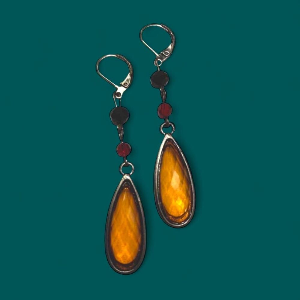 lightweight dangle earrings